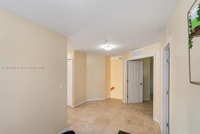 Building Photo - 5776 SW 166th Ct