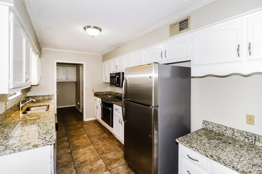 Building Photo - 4055 Delgate Cove