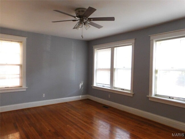 Building Photo - 757 Syracuse Ave