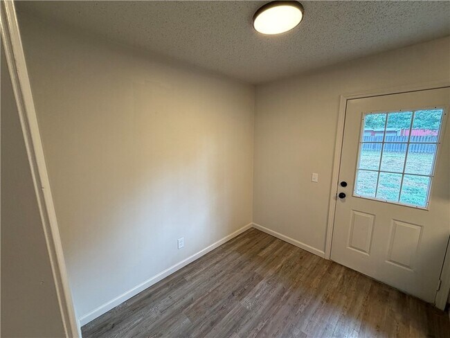Building Photo - 4003 S Carol Pl