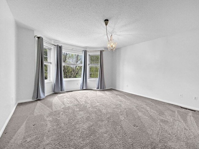 Building Photo - 8449 Forestview Ln N