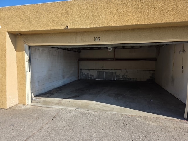 Building Photo - 32200 Cathedral Canyon Dr