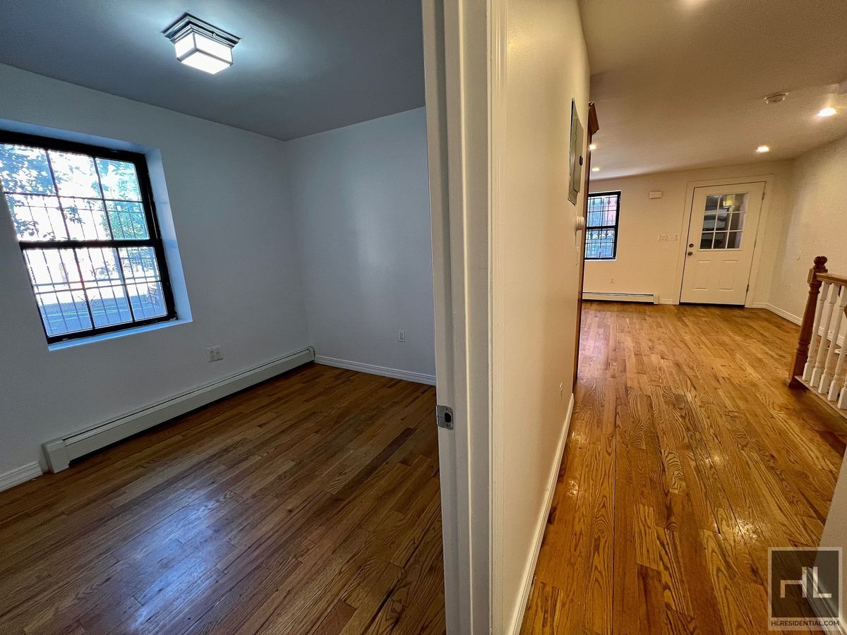 Building Photo - 789 Greene Ave
