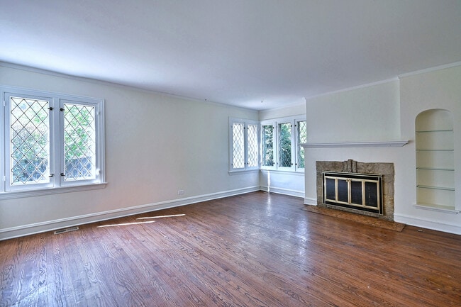 Building Photo - 2147 N 78th Ave