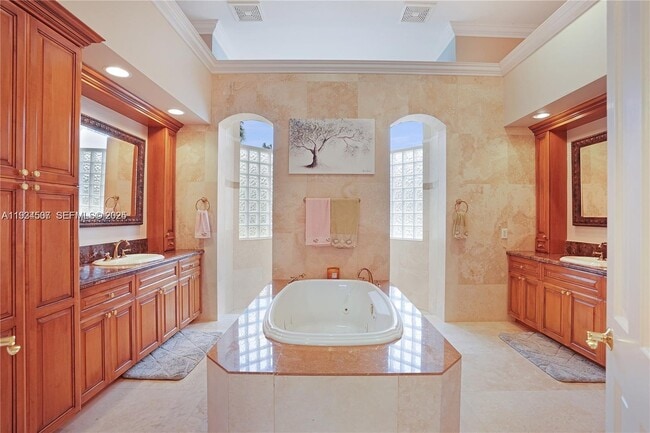 Building Photo - 11242 SW 25th Ct