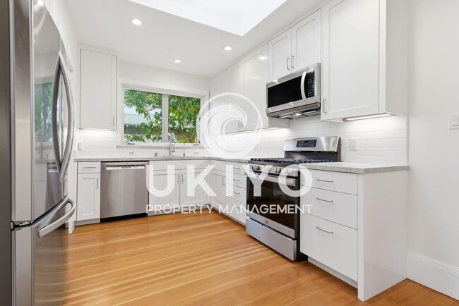 Building Photo - 1801 Marin Ave