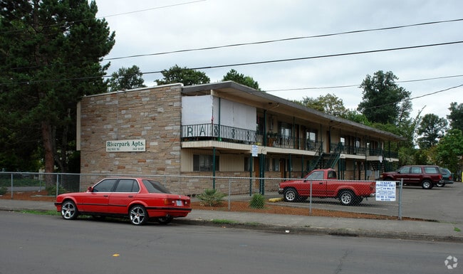 Building Photo - River Park Apartments