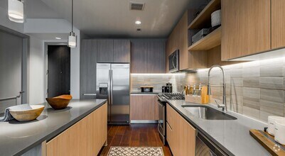 Building Photo - Move Into Luxury – Enjoy 1 Month Free!