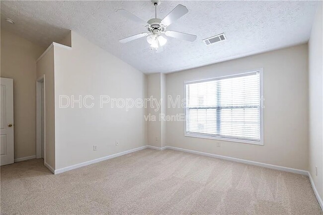 Building Photo - 1476 Ashley Way