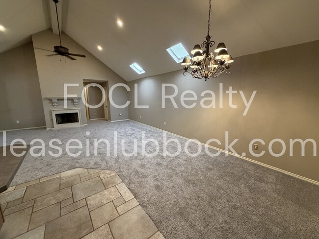 Building Photo - 3/2/2 - Garden Home