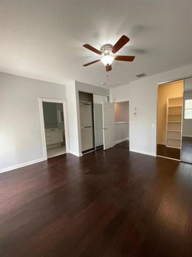 Building Photo - 3264 W Community Dr