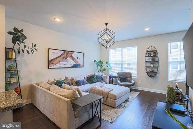 Building Photo - 7104 Druce Way