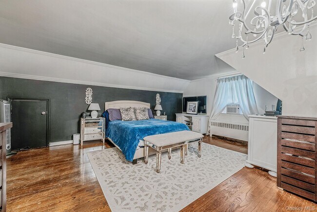 Building Photo - 50 Mole Pl