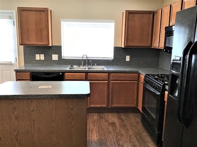 Building Photo - 16904 Tableland Trail