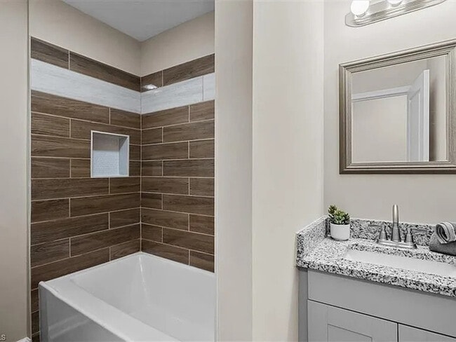 Building Photo - Earn Wealth While Leasing - Like a Homeowner - Lease to Own