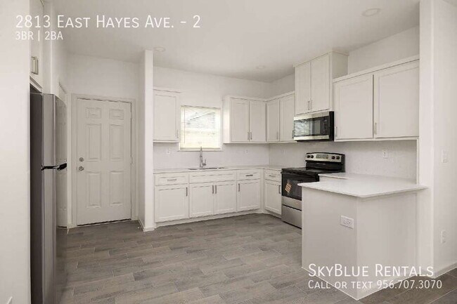 Building Photo - 2813 W Hayes Ave