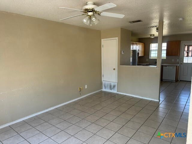Building Photo - 3804 Gus Dr