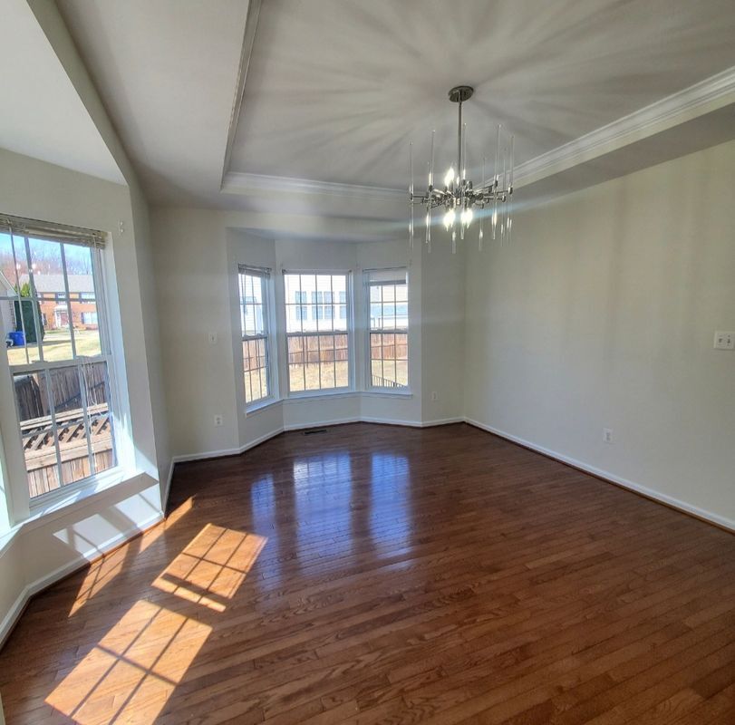 Building Photo - 3123 Sedgewick Dr