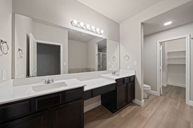 Building Photo - 6905 Etna Way
