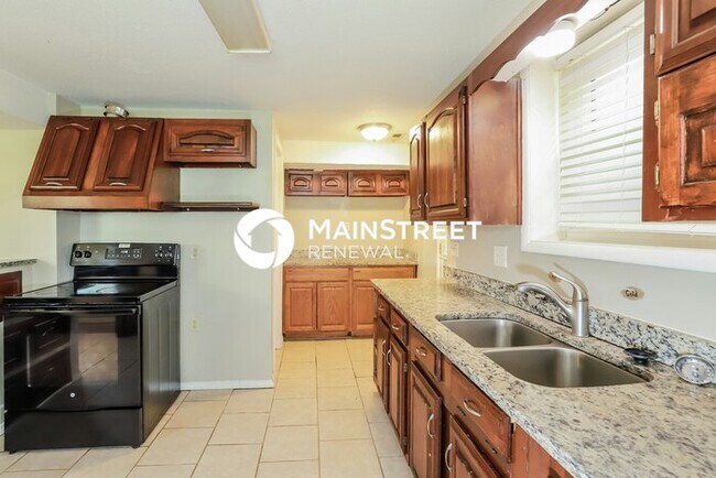 Building Photo - 3 Bedroom Pet-Friendly Home in Independenc...