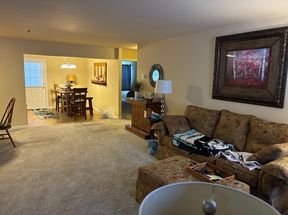 Building Photo - 3677 Carman Rd