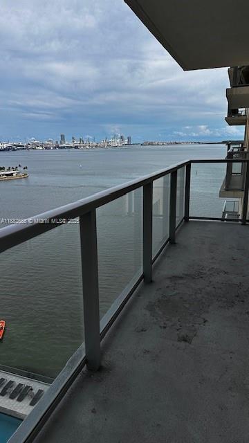 Building Photo - 1155 Brickell Bay Dr
