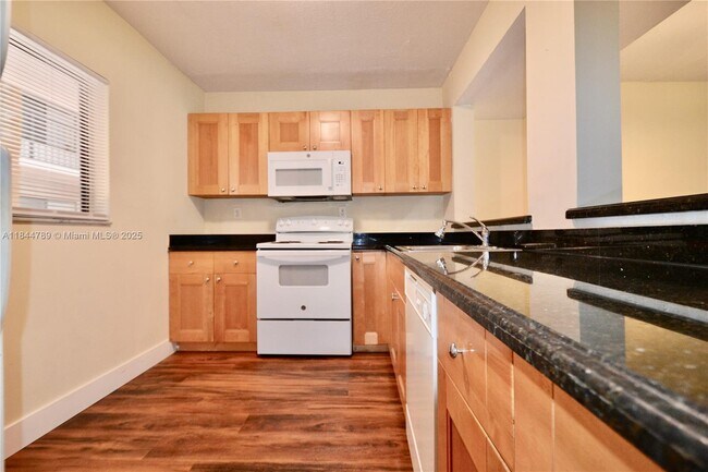Building Photo - 8520 SW 133rd Avenue Rd