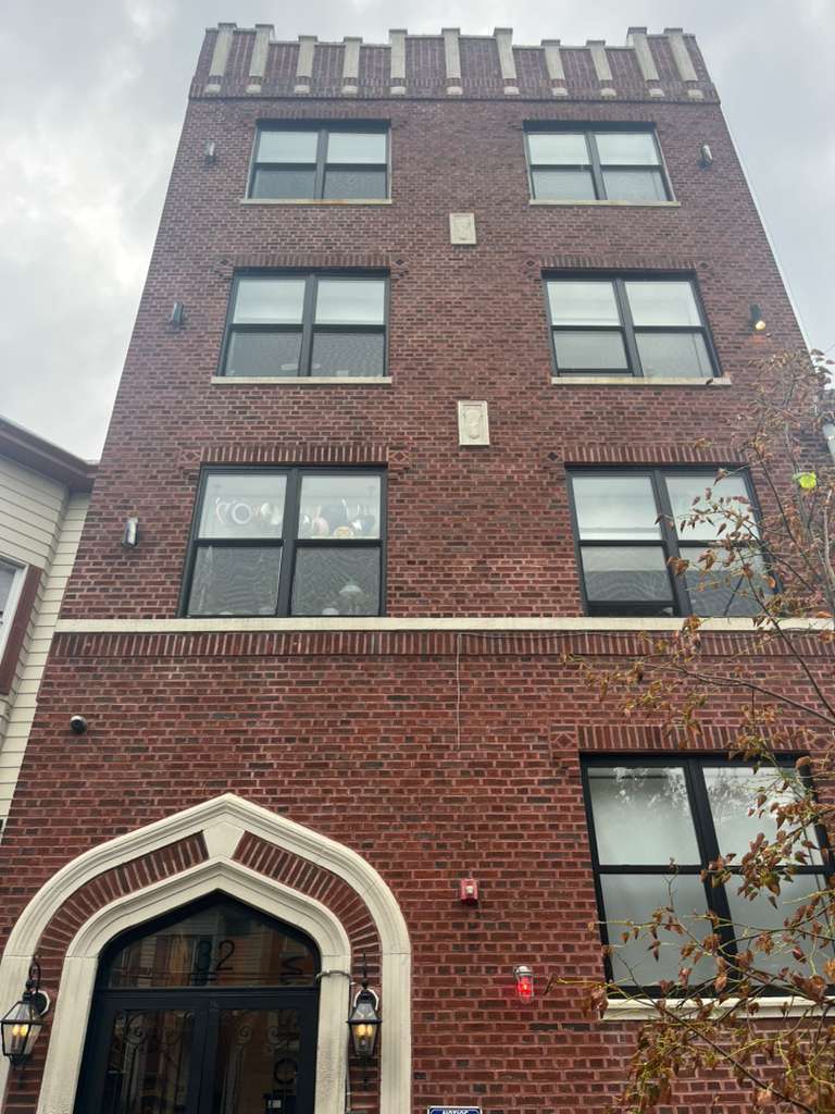 Building Photo - 33 Magnolia Ave