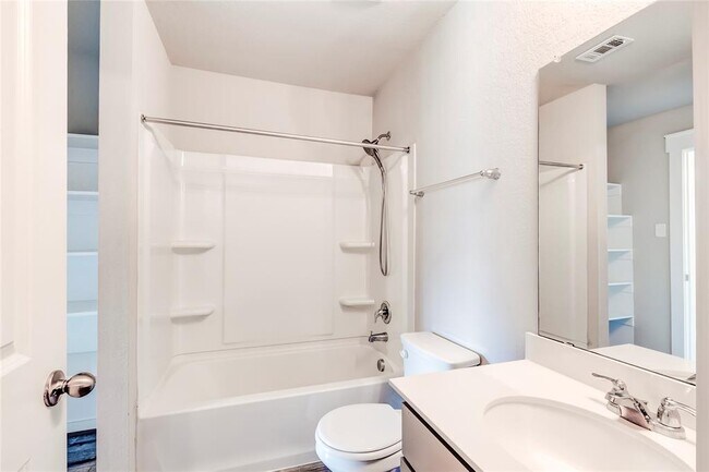 Building Photo - 17200 Crane Fly Dr