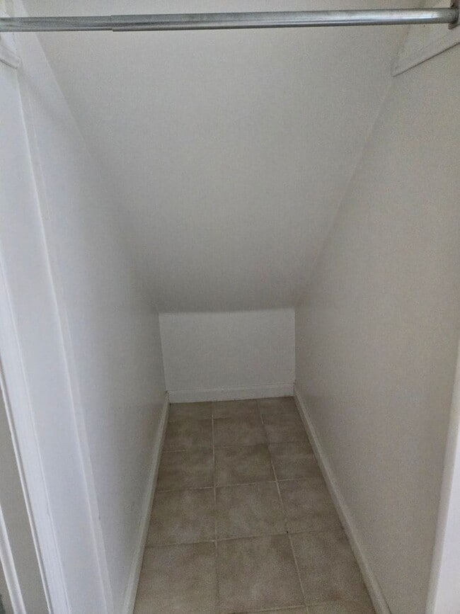 Building Photo - 117 N 200 E