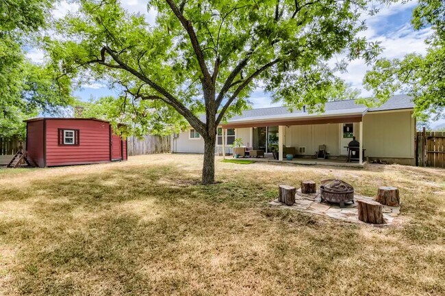 Building Photo - 9639 Newfoundland Cir
