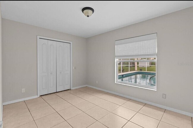 Building Photo - 1040 Bay Harbor Dr
