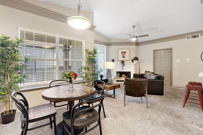 Building Photo - 12100 Metric Blvd