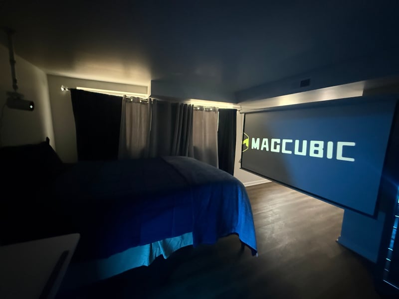 Building Photo - 1 Maple Ave