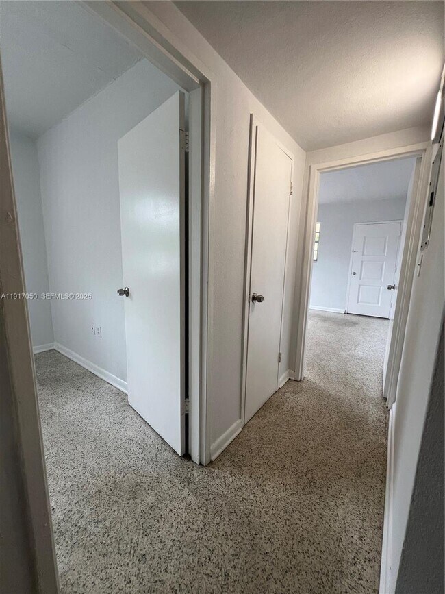 Building Photo - 675 SW 7th Ave