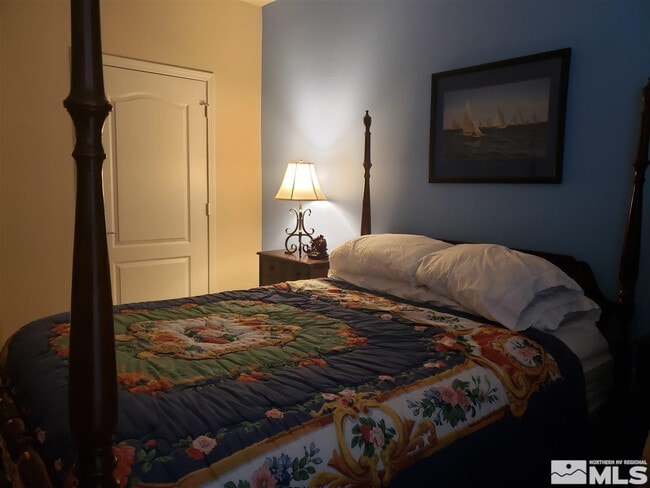 Building Photo - 1325 S Meadows Pkwy