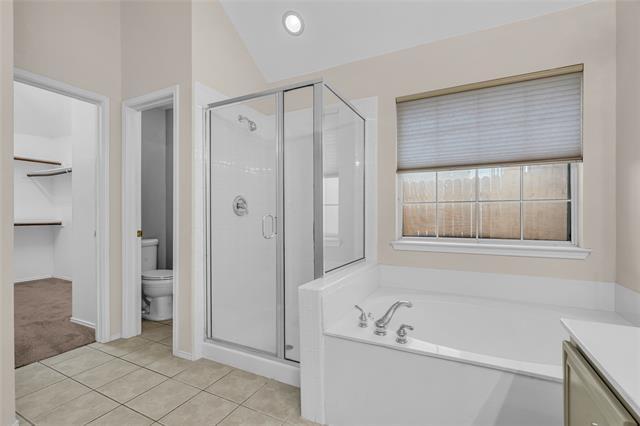 Building Photo - 6911 Thunderbird Dr