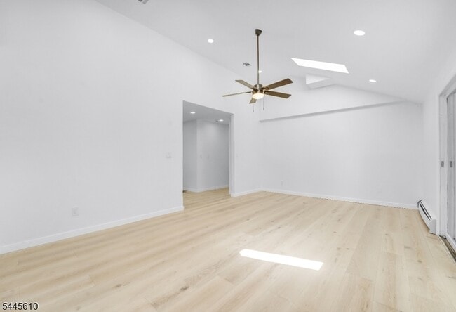 Building Photo - 306 Warrenville Rd