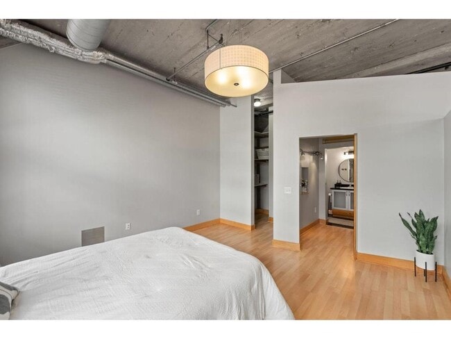 Building Photo - 918 N 3rd St