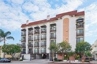 Building Photo - 11162 Camarillo St