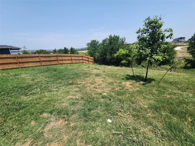Building Photo - 9724 Evening Canopy Dr