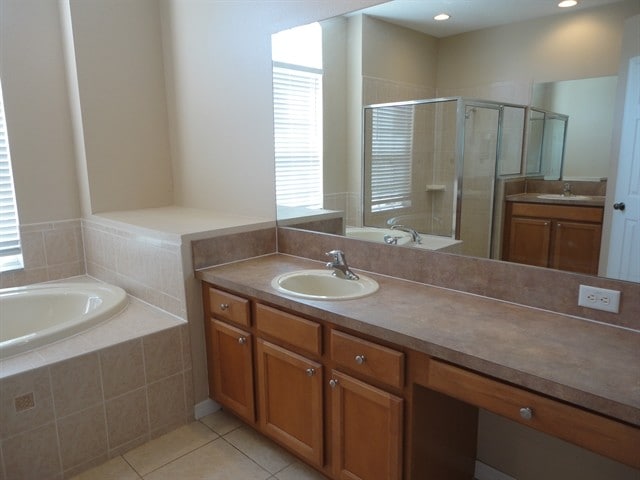 Building Photo - 1304 Emerald Hill Way