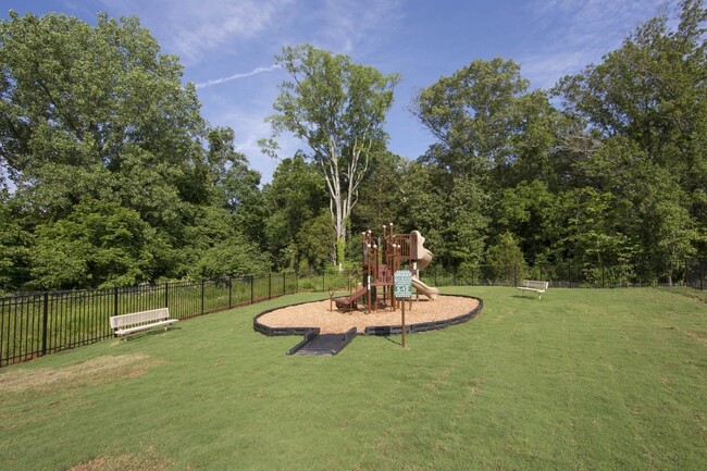 Building Photo - One story home in Westlawn Neighborhood in...