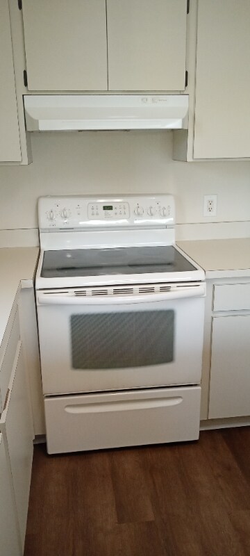 Building Photo - 2015 McMullen Ave