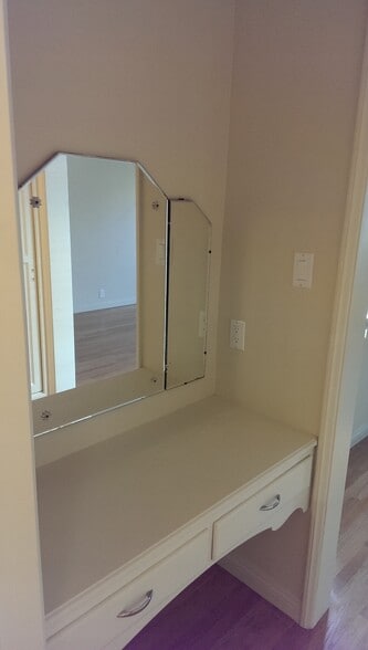 Primary Bedroom Area - 1226 S Longwood Ave