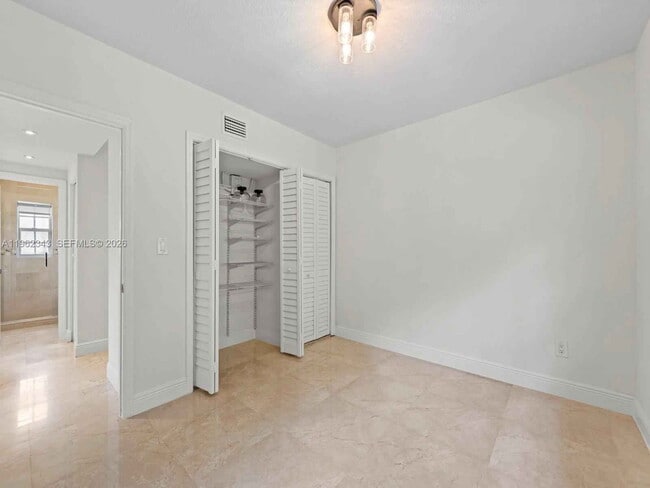 Building Photo - Southwest 47th Street, Miami, FL 33155 - 3 BR 1 BA single-family home