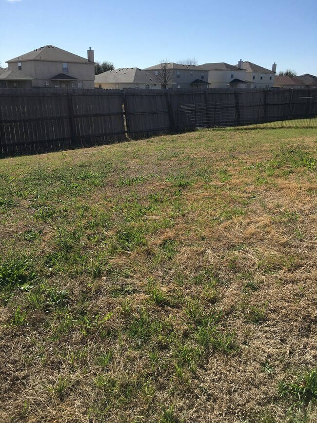 Building Photo - 6208 Temora Loop