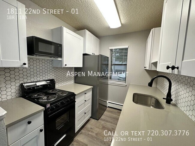 Building Photo - 1811 22nd St