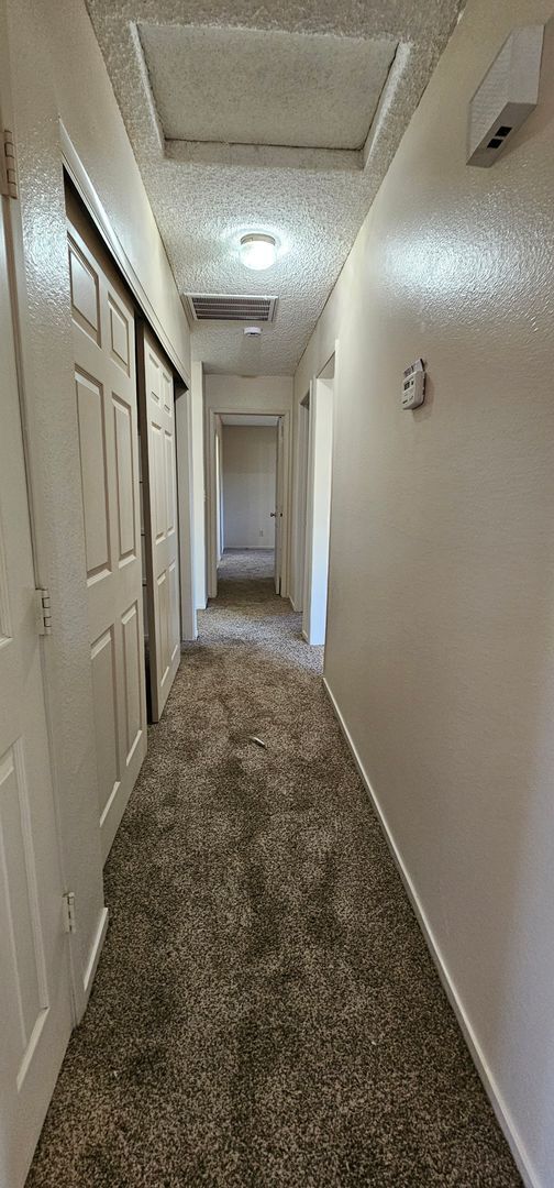 Building Photo - For Rent 3 bedroom 2 bath 2 car garage, Mi...
