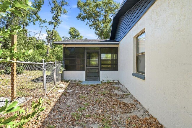 Building Photo - 3276 Morven Dr